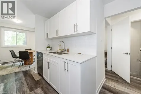 1444 Upper Ottawa Street Hamilton ON L8W 1N3