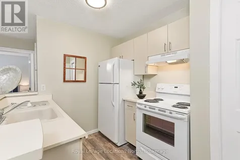 19 Dawson Drive Collingwood ON L9Y 5B4
