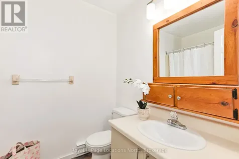 19 Dawson Drive Collingwood ON L9Y 5B4