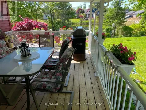 1 White Pines Trail Wasaga Beach ON L9Z 1X7