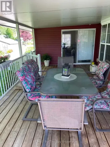 1 White Pines Trail Wasaga Beach ON L9Z 1X7
