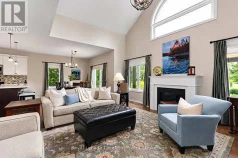 37 Kells Crescent Collingwood ON L9Y 0A9