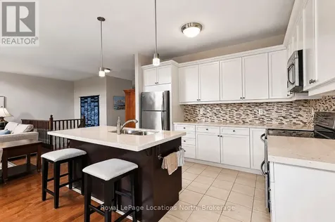 37 Kells Crescent Collingwood ON L9Y 0A9