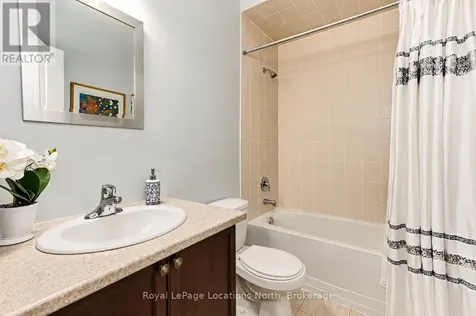 37 Kells Crescent Collingwood ON L9Y 0A9