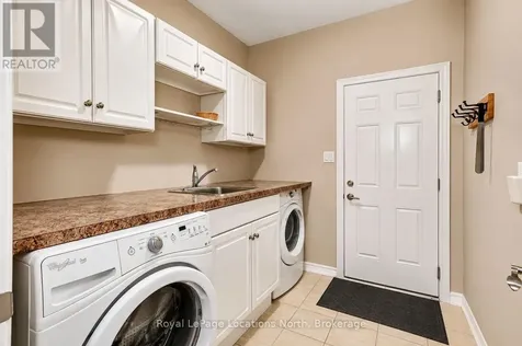 37 Kells Crescent Collingwood ON L9Y 0A9