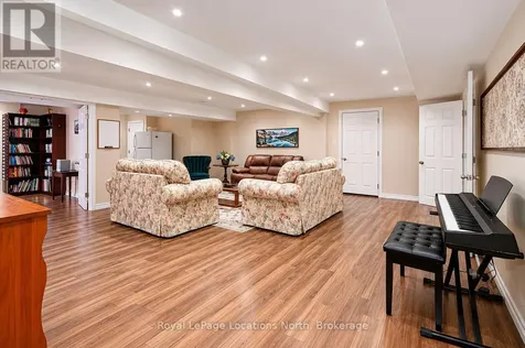 37 Kells Crescent Collingwood ON L9Y 0A9