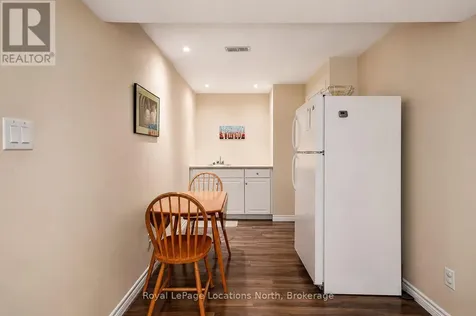 37 Kells Crescent Collingwood ON L9Y 0A9