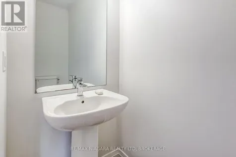 461 Blackburn Drive Brantford ON N3T 6S8