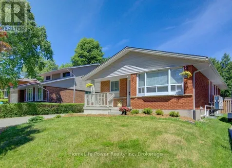 136 Dunsmere Drive Kitchener ON N2E 1V7