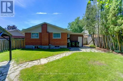 136 Dunsmere Drive Kitchener ON N2E 1V7