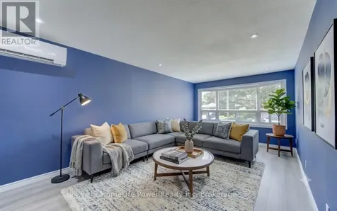 136 Dunsmere Drive Kitchener ON N2E 1V7