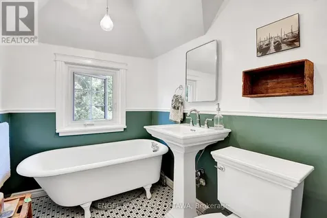 469 Island Park Drive Ottawa ON K1Y 0B2