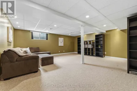 467 Paul Metivier Drive Ottawa ON K2J 0A9