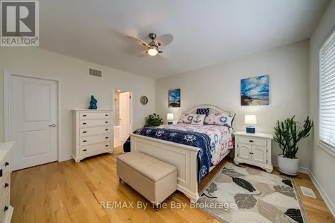 43 Fawndale Crescent Wasaga Beach ON L9Z 2N2