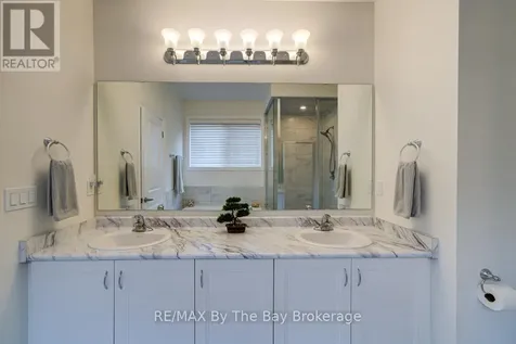 43 Fawndale Crescent Wasaga Beach ON L9Z 2N2