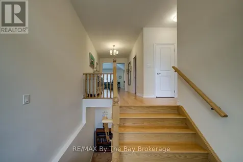 43 Fawndale Crescent Wasaga Beach ON L9Z 2N2
