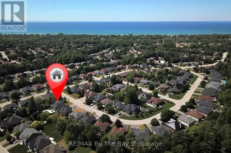 43 Fawndale Crescent Wasaga Beach ON L9Z 2N2