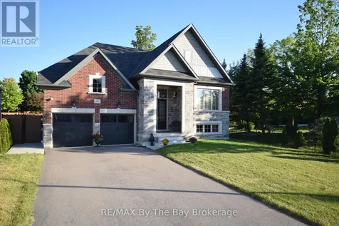 43 Fawndale Crescent Wasaga Beach ON L9Z 2N2
