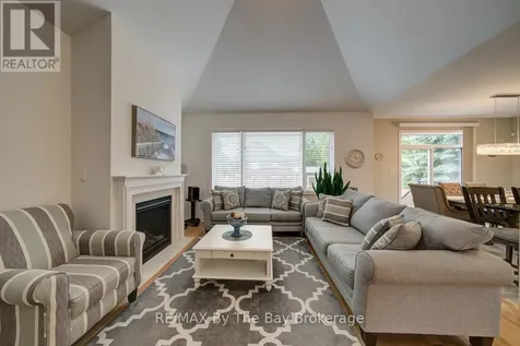 43 Fawndale Crescent Wasaga Beach ON L9Z 2N2