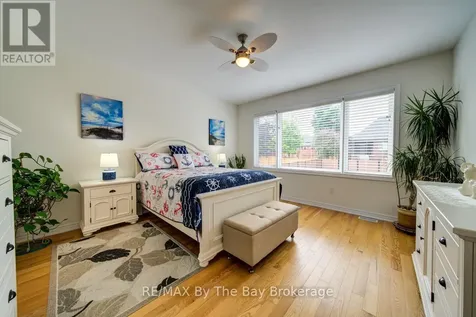43 Fawndale Crescent Wasaga Beach ON L9Z 2N2