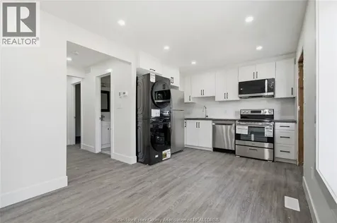 2490 George Avenue Windsor ON N8W 4M5