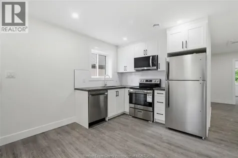 2490 George Avenue Windsor ON N8W 4M5