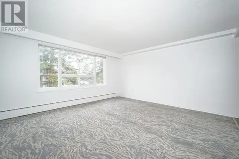74 Sanford Street Barrie (lakeshore) ON L4N 3C5