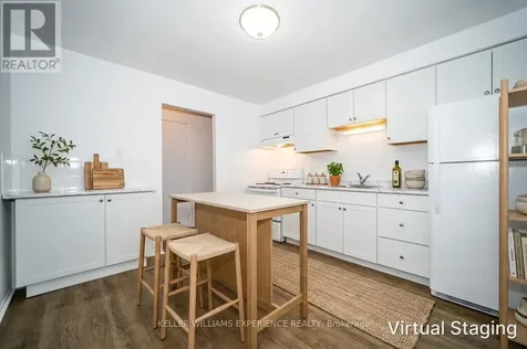 74 Sanford Street Barrie (lakeshore) ON L4N 3C5