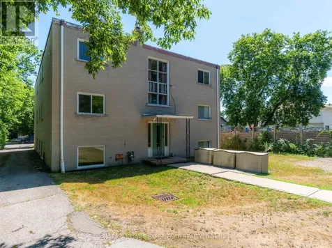 74 Sanford Street Barrie (lakeshore) ON L4N 3C5