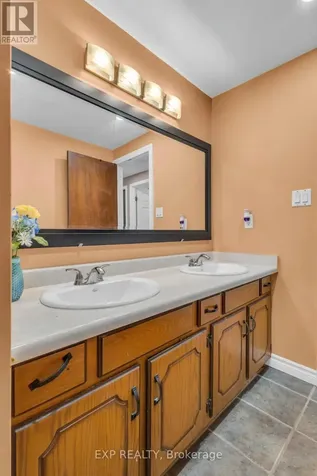 146 Bechtel Drive Kitchener ON N2P 1S3