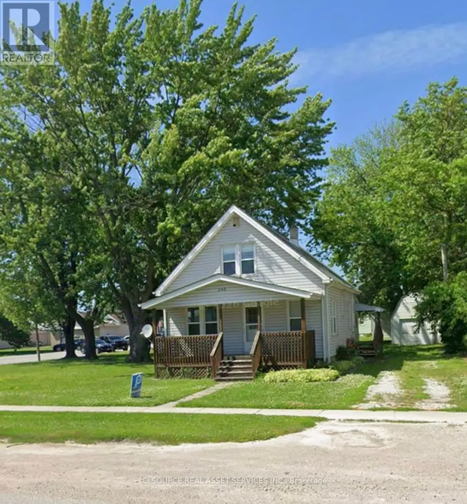 543 St Charles Street Lakeshore ON P6C 3L7