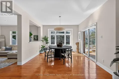 1934 Lenester Avenue Ottawa ON K2A 1J9