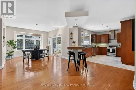 1934 Lenester Avenue Ottawa ON K2A 1J9