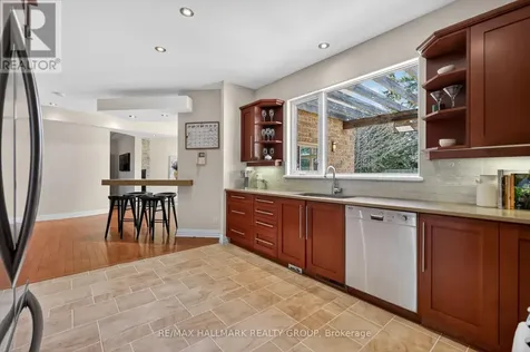 1934 Lenester Avenue Ottawa ON K2A 1J9