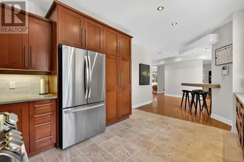 1934 Lenester Avenue Ottawa ON K2A 1J9