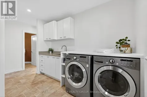 1934 Lenester Avenue Ottawa ON K2A 1J9
