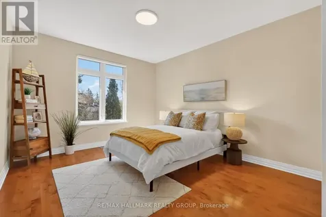 1934 Lenester Avenue Ottawa ON K2A 1J9