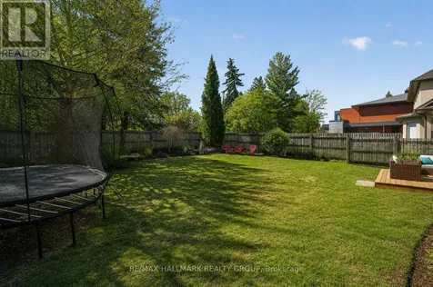 1934 Lenester Avenue Ottawa ON K2A 1J9