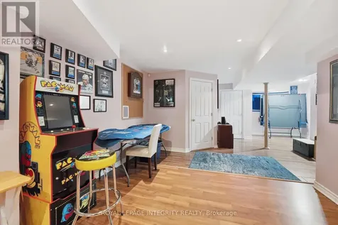 127 Stoney Pond Court Ottawa ON K2S 2E6