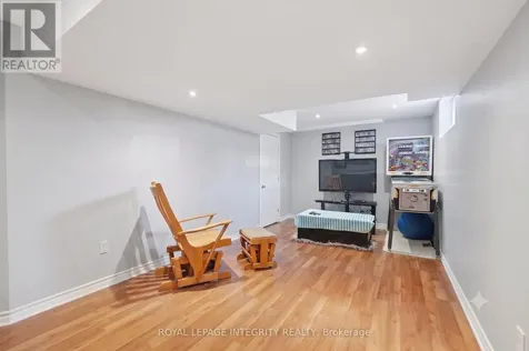 127 Stoney Pond Court Ottawa ON K2S 2E6