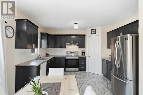 127 Stoney Pond Court Ottawa ON K2S 2E6