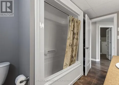 61 Oak Avenue Petawawa ON K8H 0B5