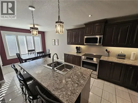 98 Allandale Crescent Simcoe ON N3Y 0B4