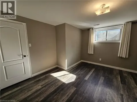 98 Allandale Crescent Simcoe ON N3Y 0B4