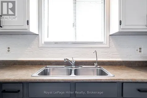 9 Simpson Court Stratford ON N5A 6Y3