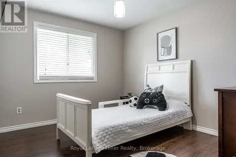 9 Simpson Court Stratford ON N5A 6Y3