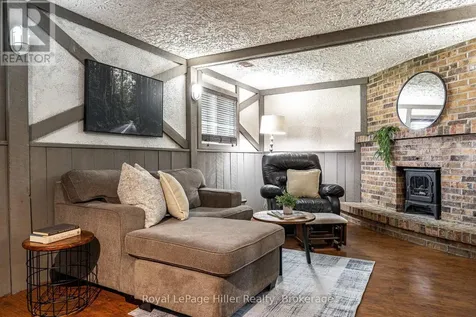 9 Simpson Court Stratford ON N5A 6Y3
