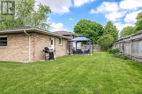 9 Simpson Court Stratford ON N5A 6Y3