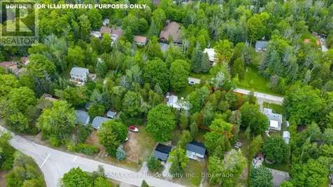 8 Toronto Avenue South Bruce Peninsula ON N0H 2G0
