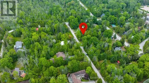 8 Toronto Avenue South Bruce Peninsula ON N0H 2G0